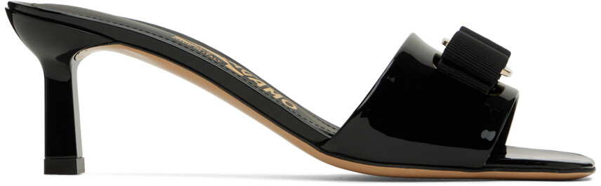 

Черные босоножки на каблуке Vara Ferragamo