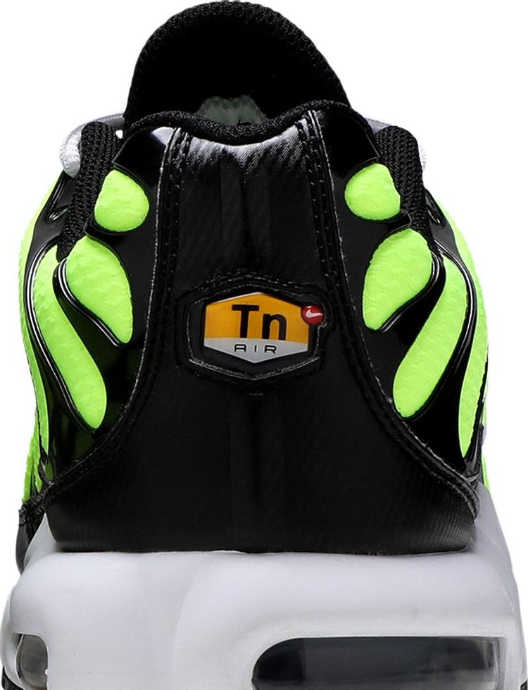 Lime green nike sales air max plus