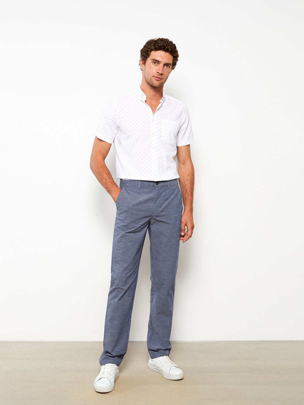 

Мужские брюки из поплина стандартного кроя LCWAIKIKI Classic, Серый