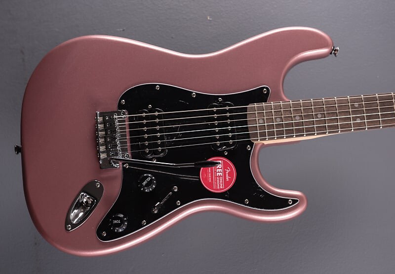 

Affinity Series Stratocaster HH - Бордовый туман Squier