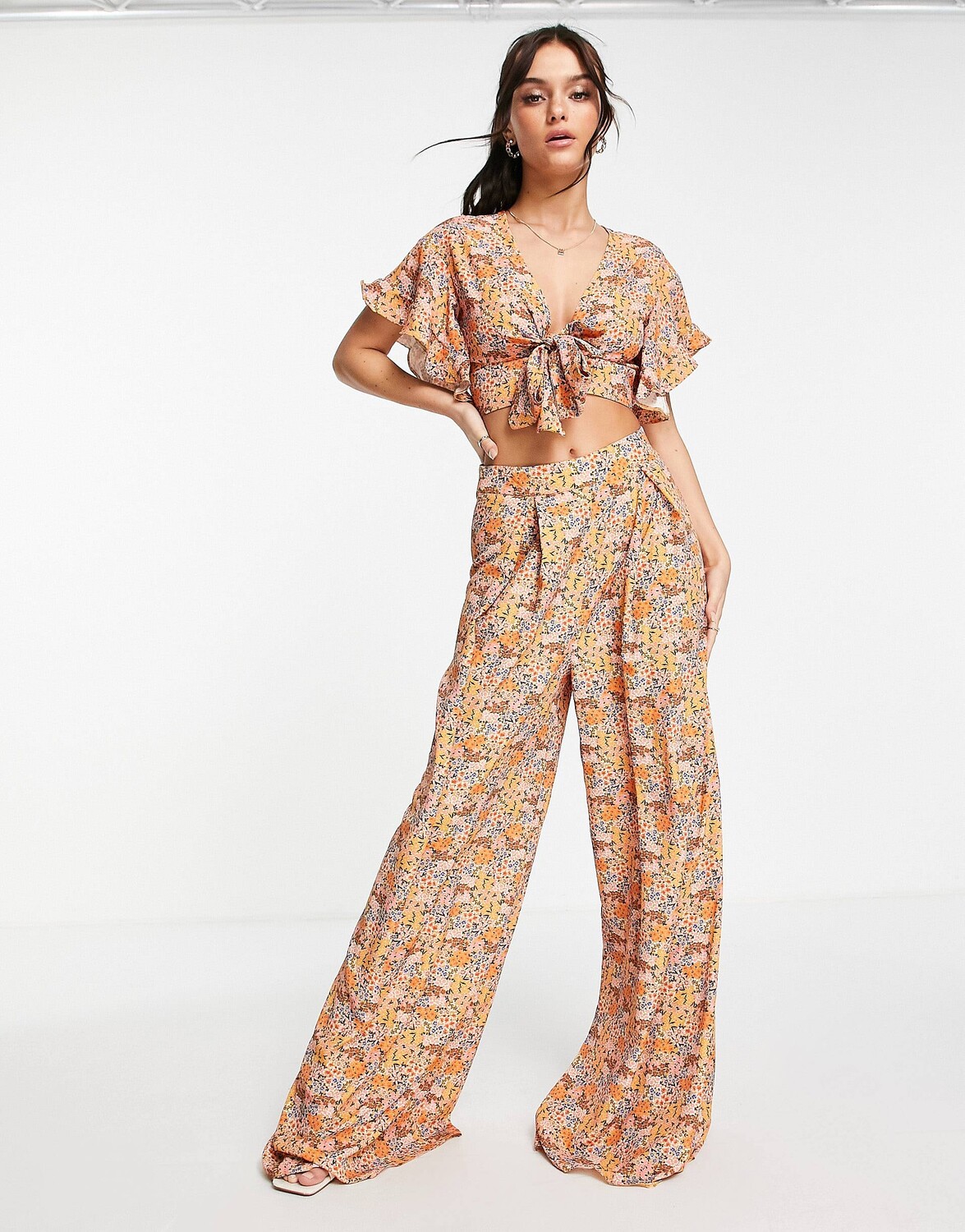 

Широкие брюки с цветочным принтом ASOS DESIGN Co-ord