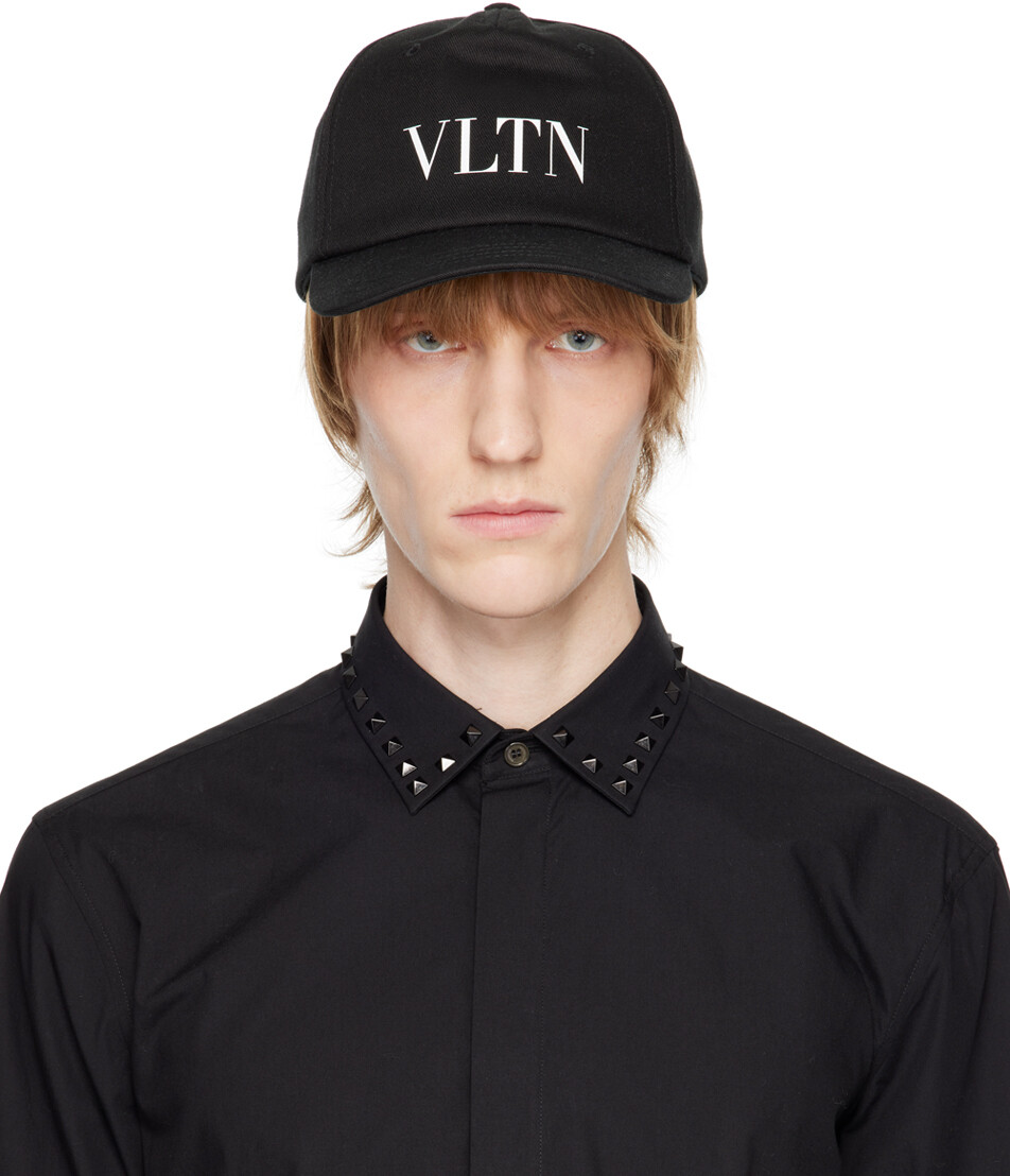 

Черная кепка \VLTN\"" Valentino Garavani