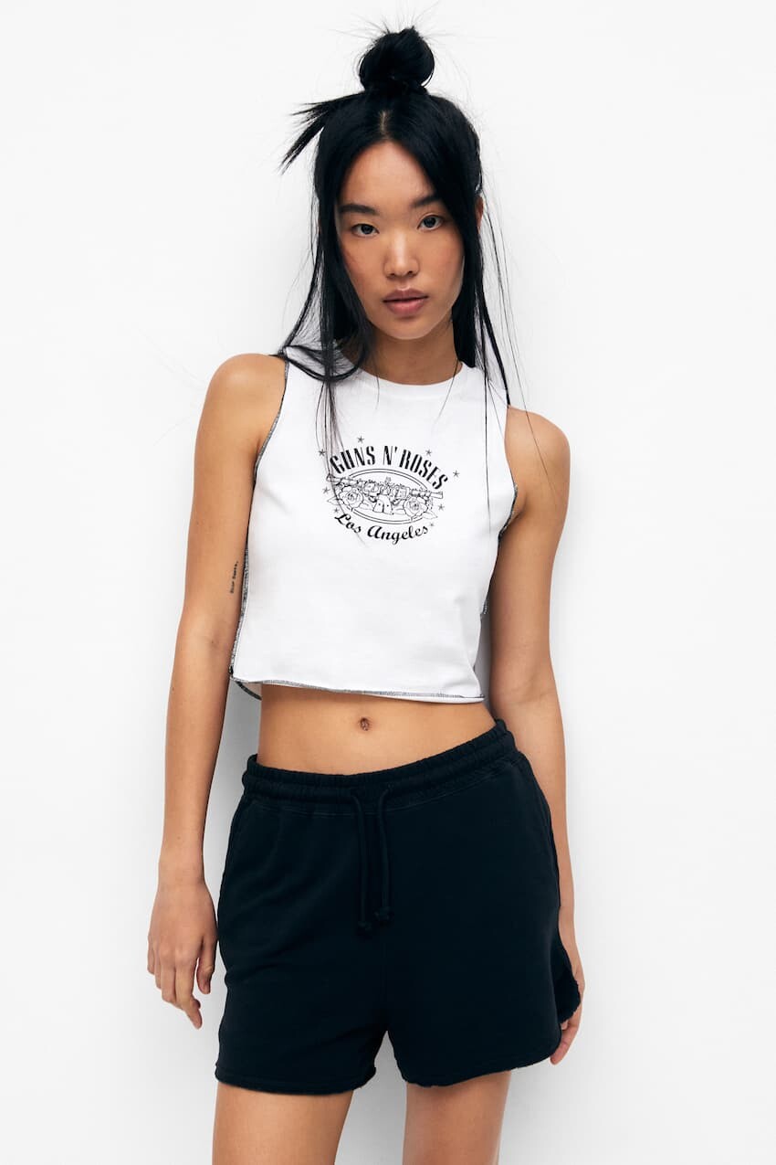 

Футболка Guns N’ Roses Pull&Bear, блеский черный