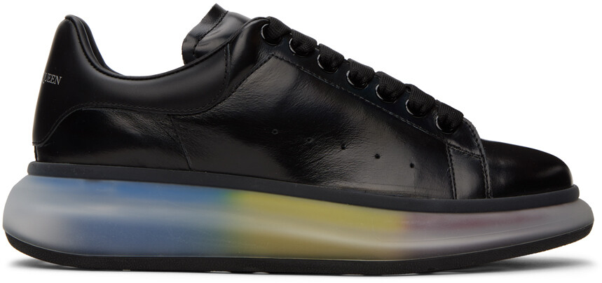 

Черные массивные кеды Alexander McQueen