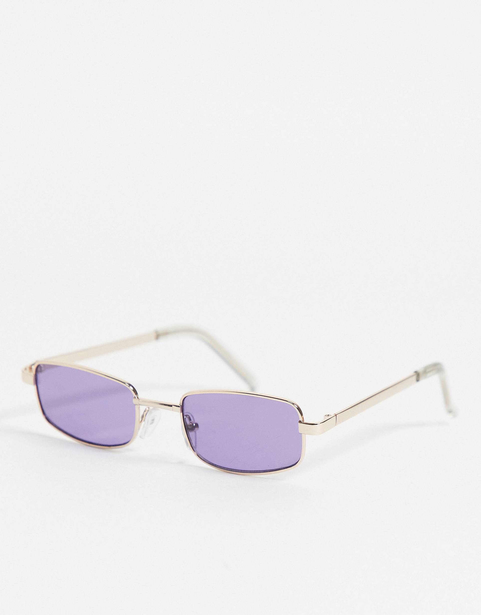 цена Золотые прямоугольные солнцезащитные очки с фиолетовыми линзами ASOS DESIGN