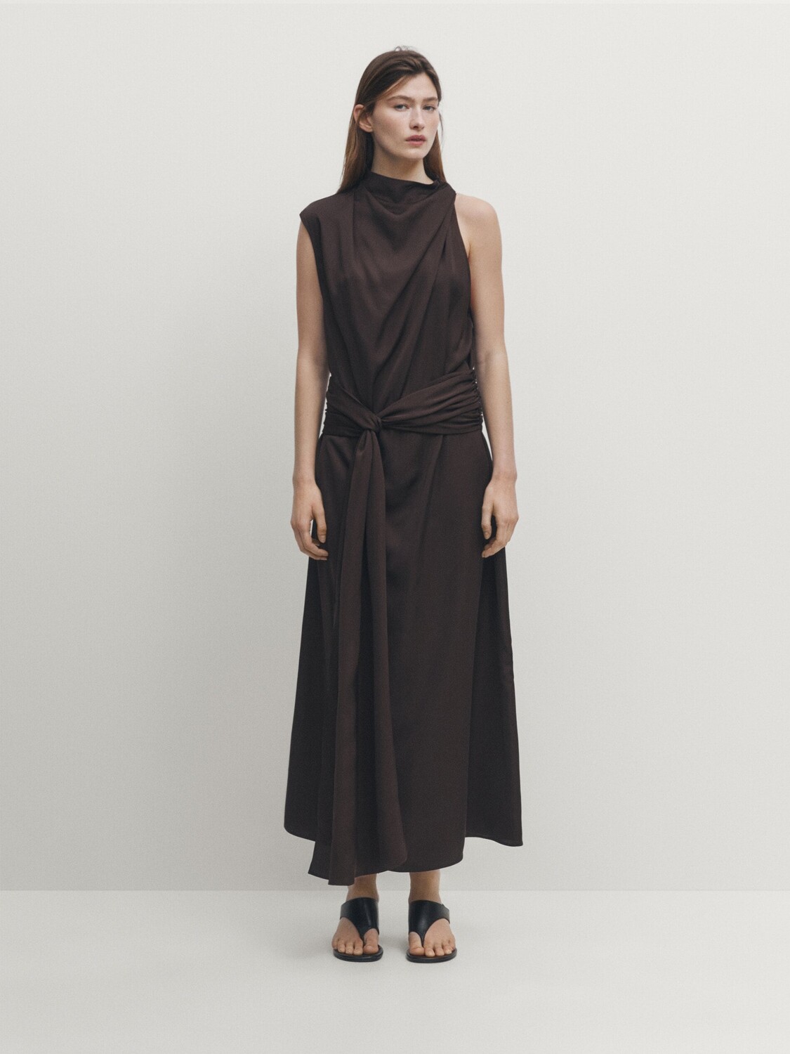 

Асимметричное атласное платье с завязками Massimo Dutti, коричневый