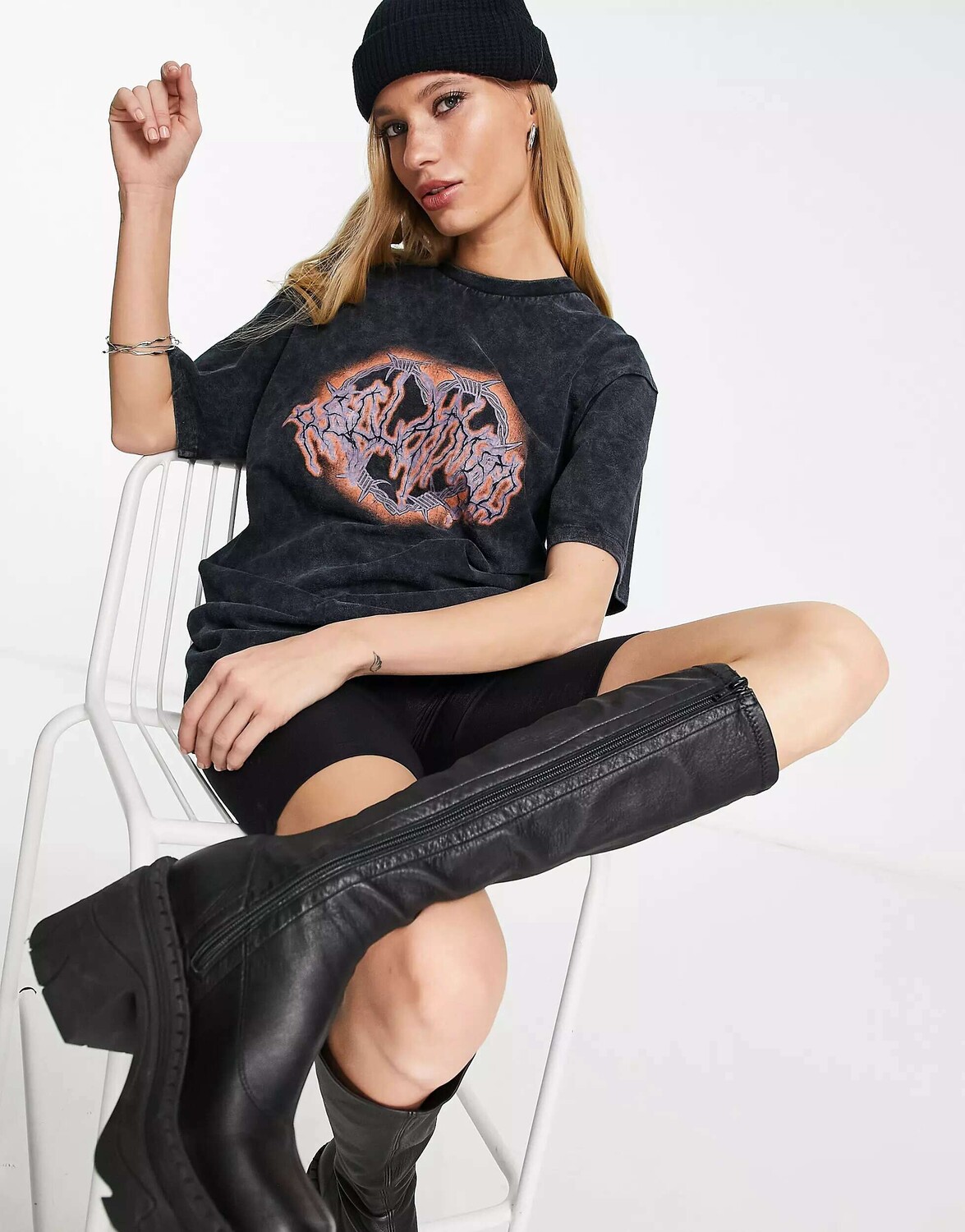 

Черная футболка с логотипом и татуировкой Reclaimed Vintage, Черный