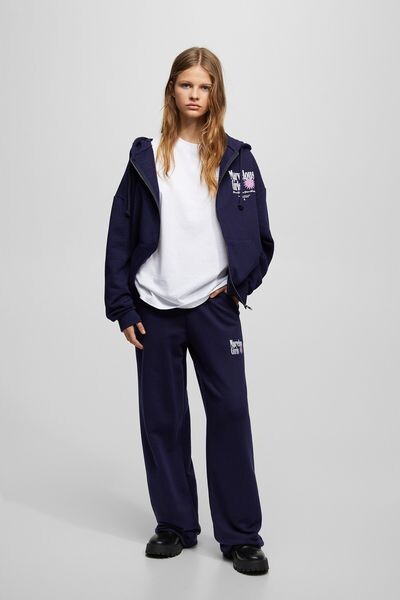 

Широкие спортивные брюки PULL&BEAR