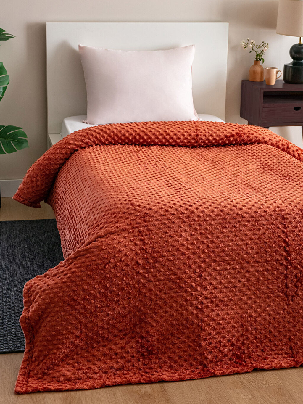 

Односпальное одеяло Wellsoft Bud с узором 150x220 см LCW Home