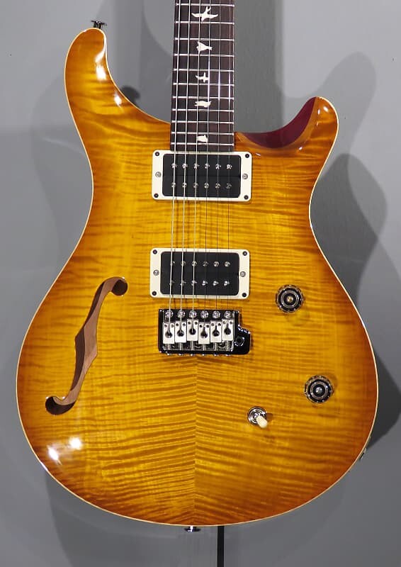 

PRS CE 24 2022 McCarty Sunburst с сумкой для переноски