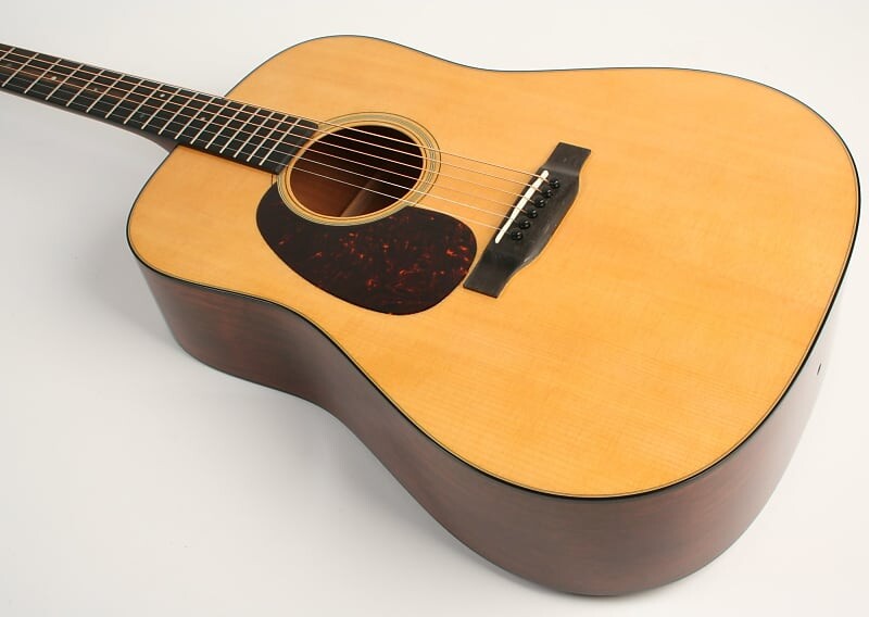 

Martin D-18L Standard Series для левшей SN 2634089 D-18 L