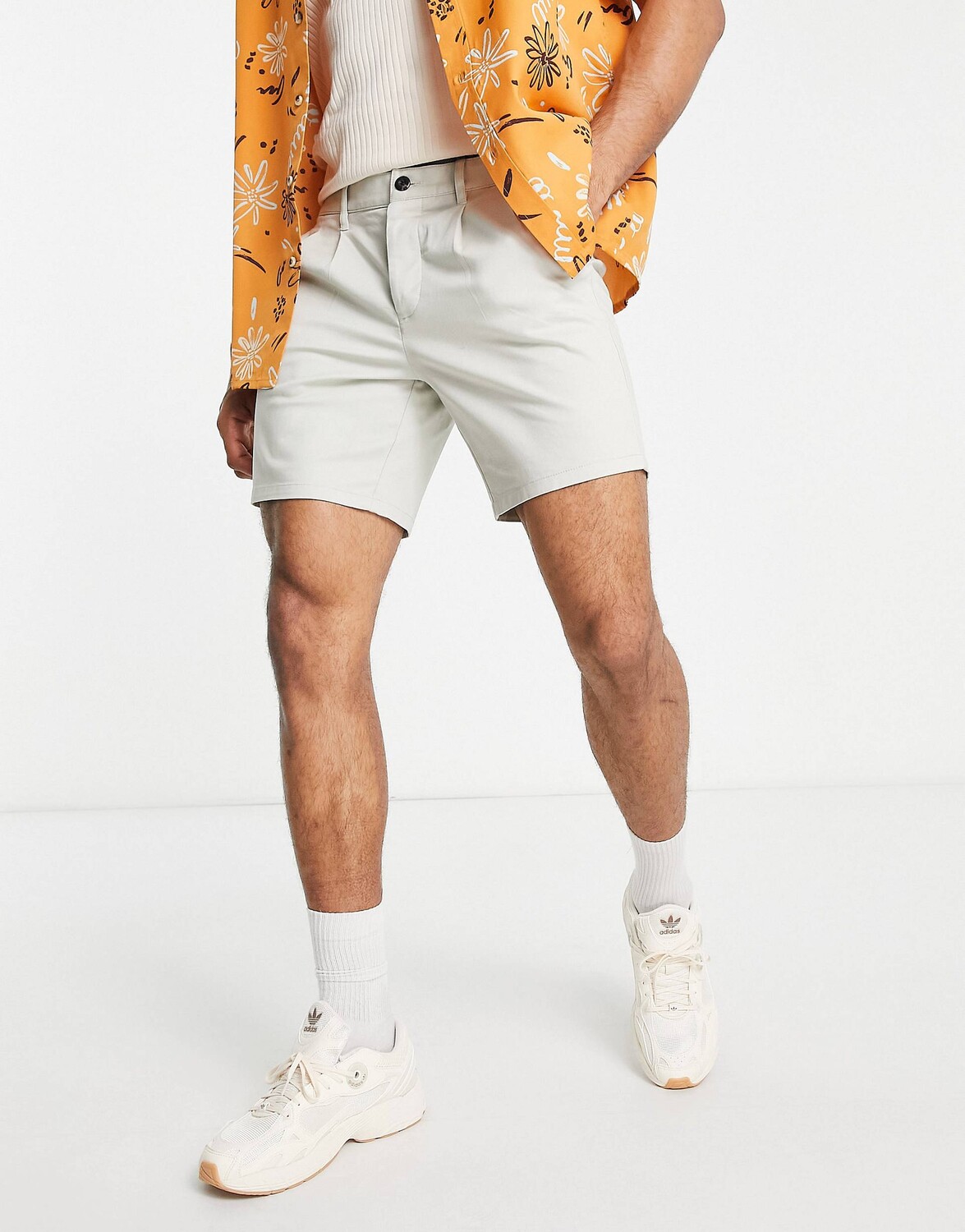 

Синие шорты-чинос ASOS DESIGN