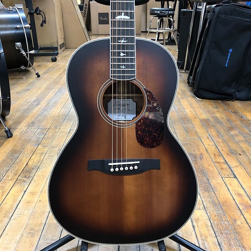 

Paul Reed Smith SE Parlor P20E Акустико-электрический Tobacco Sunburst с мягкой сумкой для концерта PRS SE Parlor P20E Acoustic-electric