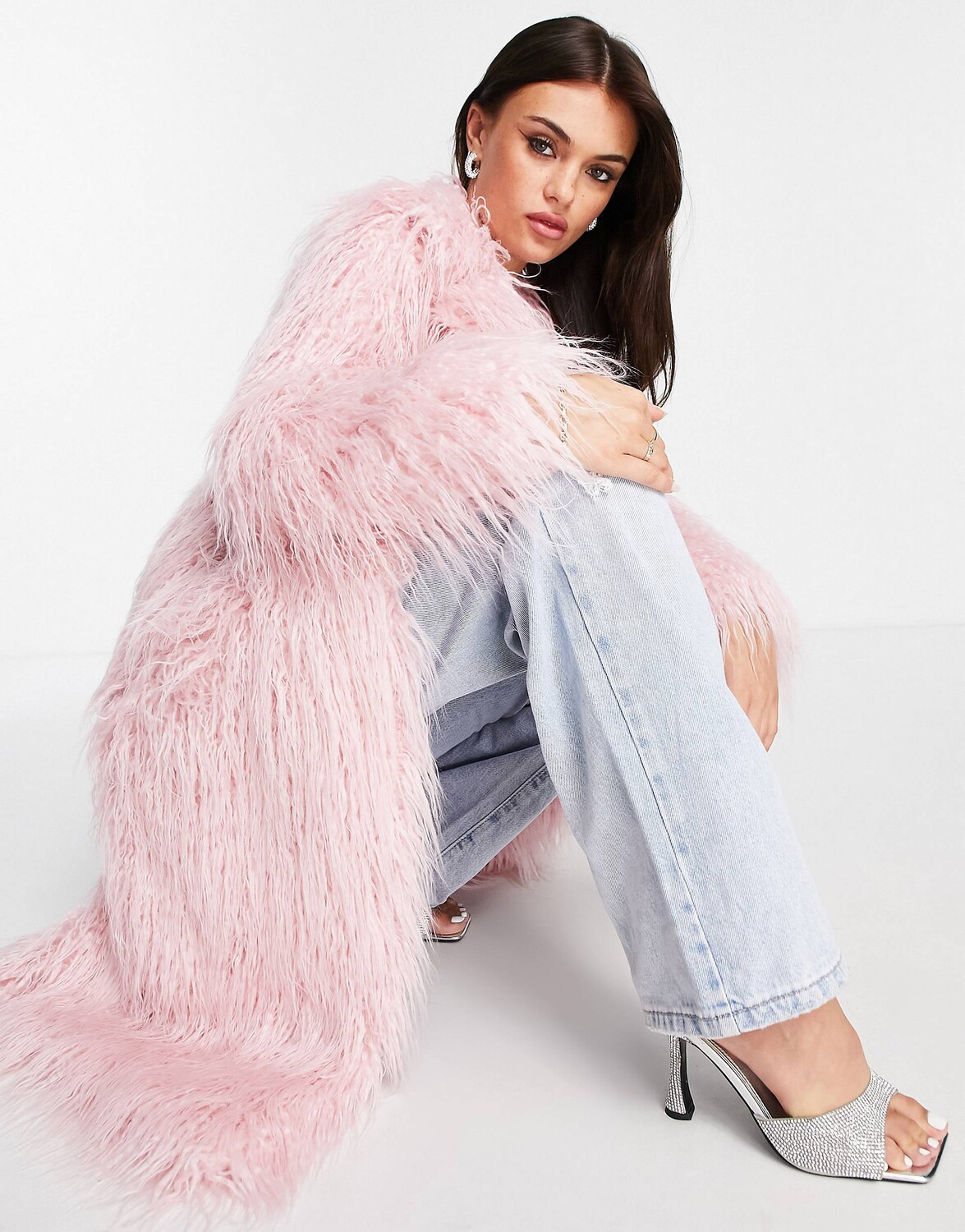 

Светло-розовое удлиненное пальто из искусственного монгола Miss Selfridge, Розовый