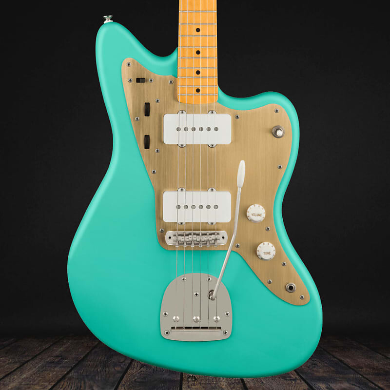 

Squier 40th Anniversary Jazzmaster, Vintage Edition, кленовый гриф, золотая анодированная накладка — Satin Seafoam Green (скоро) Squier 40th Anniversary Jazzmaster, Edition, Maple Fingerboard, Gold Anodized Pickguard- (Coming Soon)