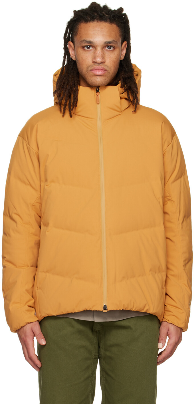 

Желтый Легкий пуховик Mizusawa Chronicle Descente ALLTERRAIN
