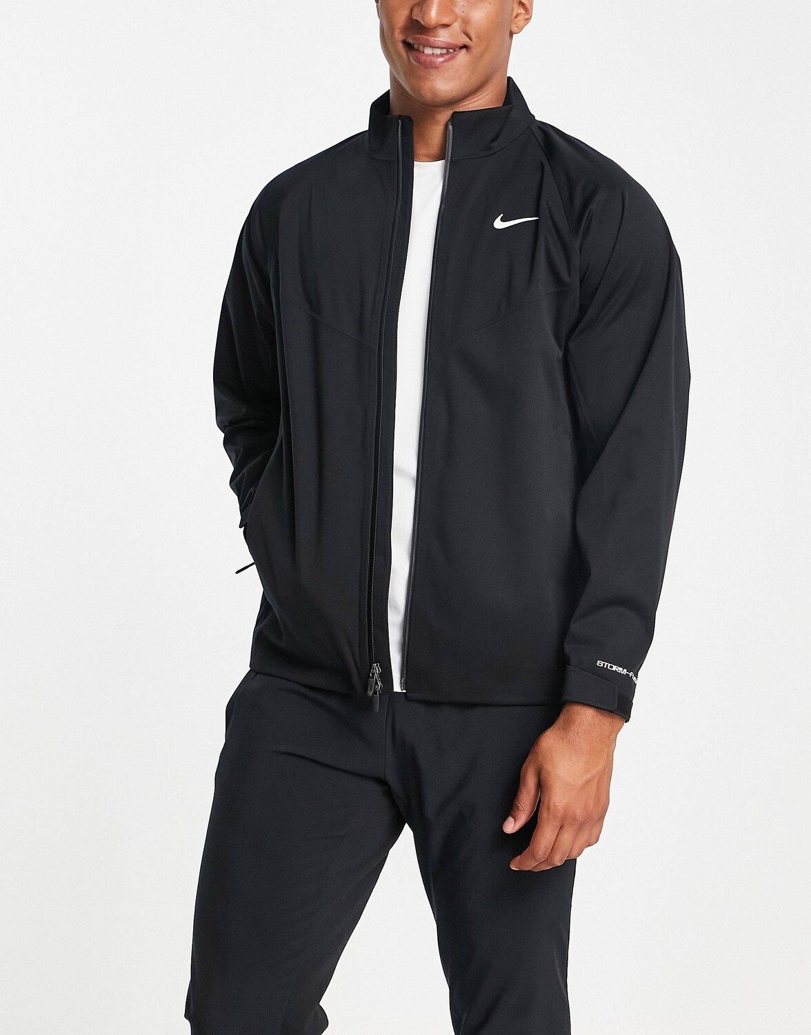 

Черная водонепроницаемая куртка Nike Golf Storm-FIT ADV