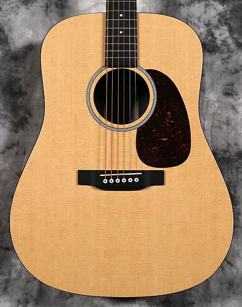 

Martin - D-X1E-04 HPL Sit/HPL Mah