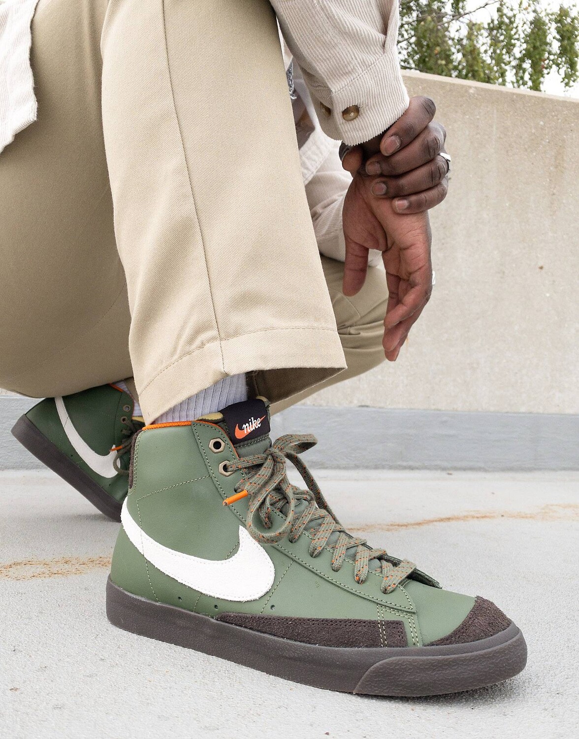

Оливковые винтажные кроссовки Nike Blazer mid '77 t, Зеленый