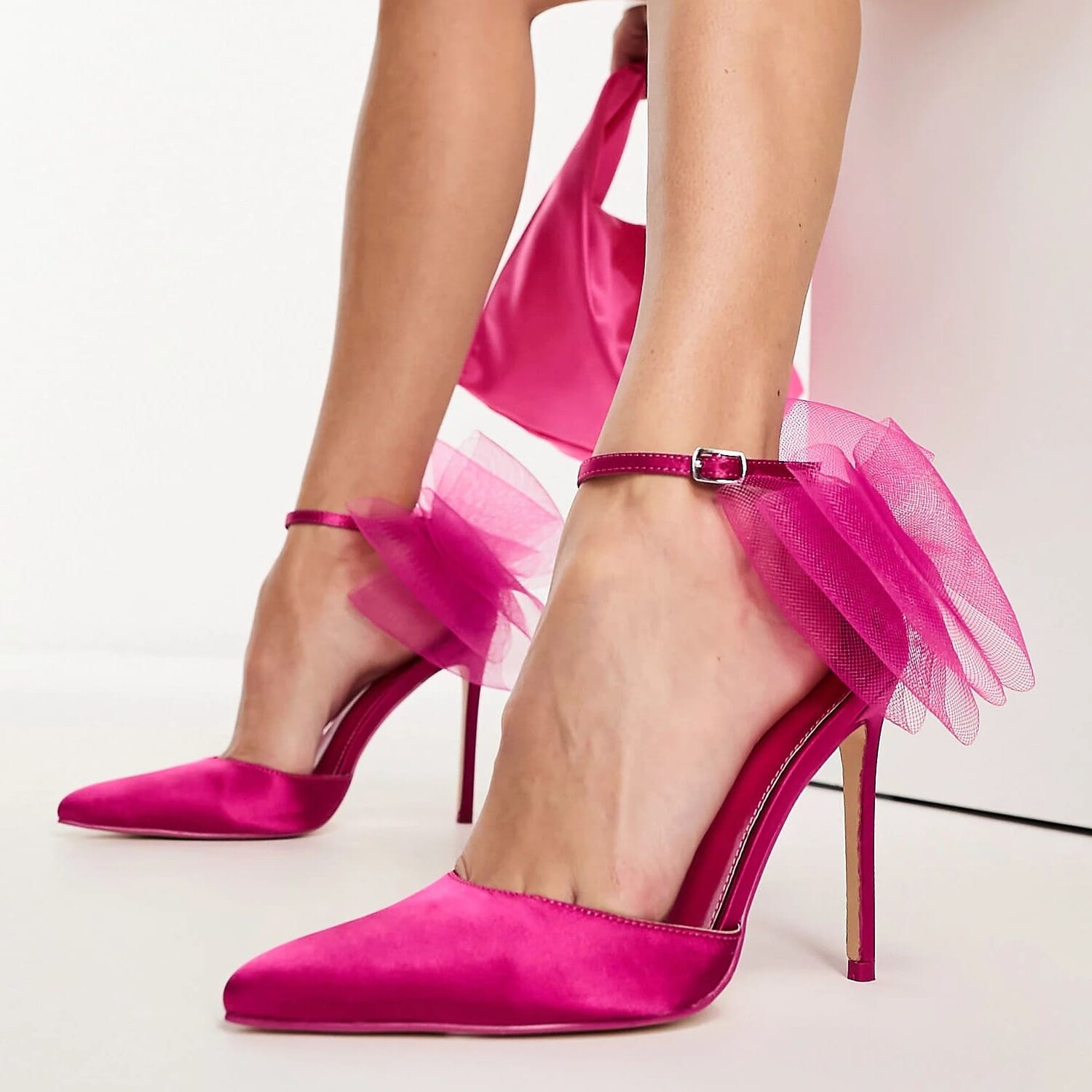

Туфли Public Desire Wide Fit Belle Pointed With Tulle Bow, ярко-розовый