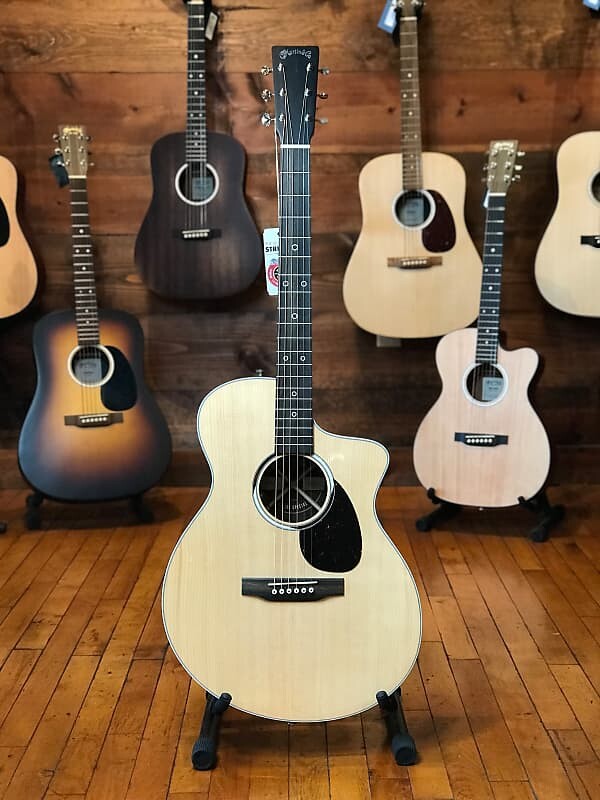 

Martin SC-13E Special Guitar SC-13ESp-01 • Электроакустическая • с футляром