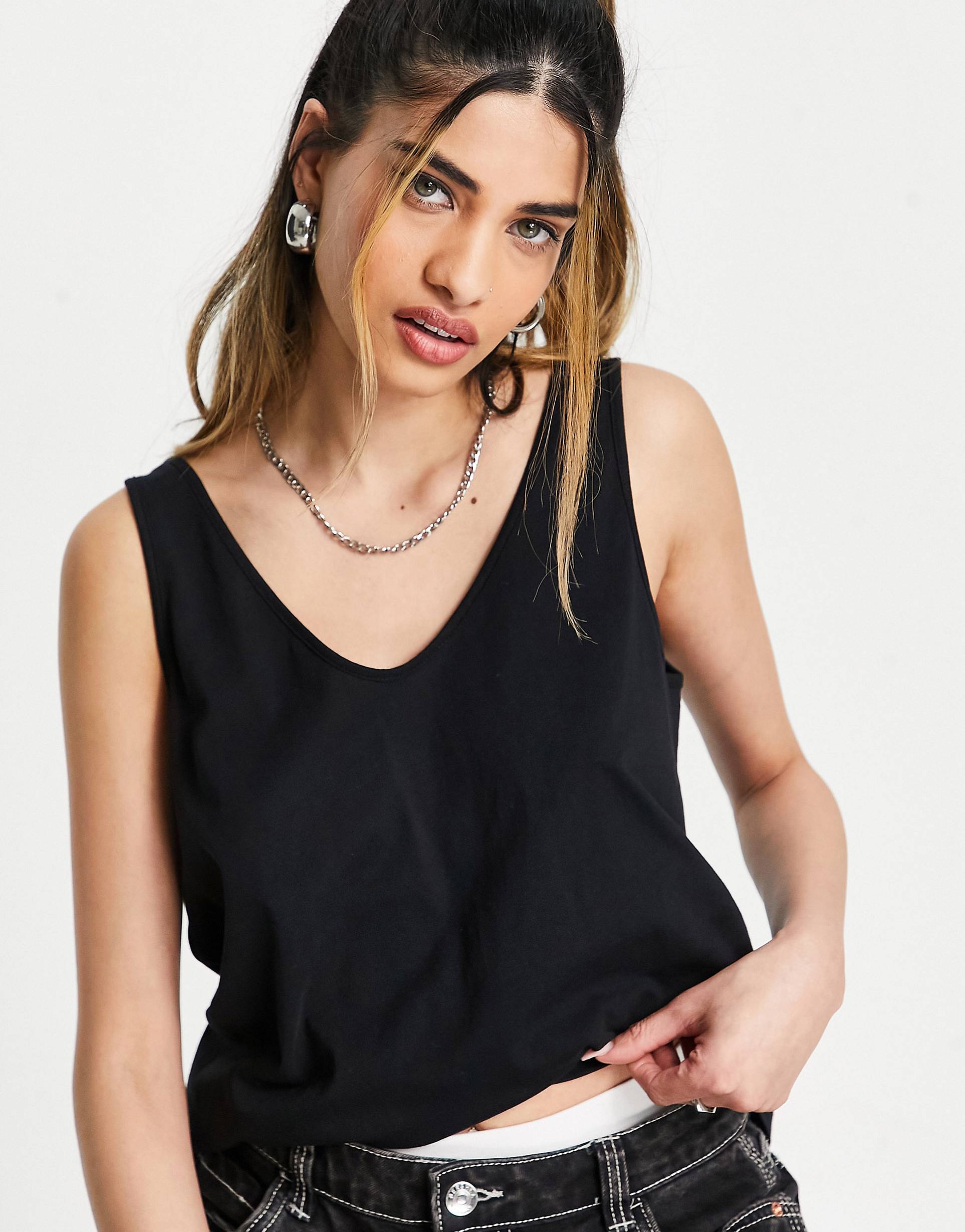 Черная хлопковая жилетка ASOS DESIGN Ultimate с круглым вырезом - BLACK - фото