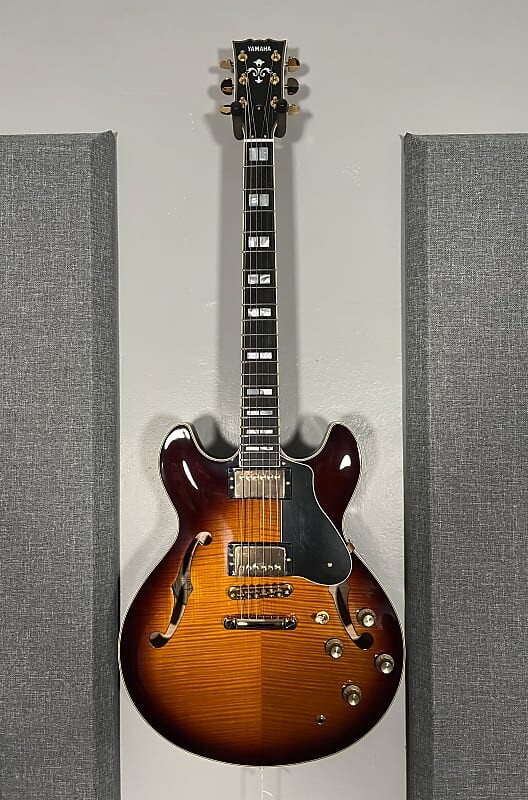 

Полуакустическая электрогитара Yamaha SA2200-OVS SA2200-OVS Semi-Hollow Electric Guitar