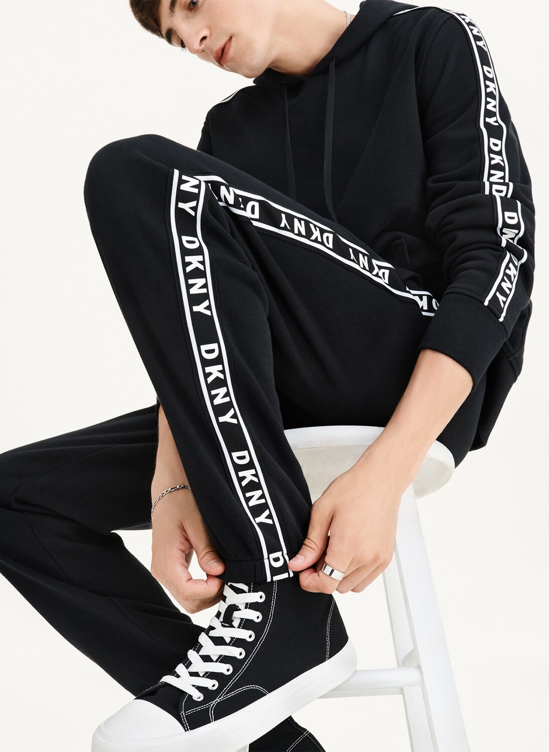 

Брюки с логотипом French Terry DKNY