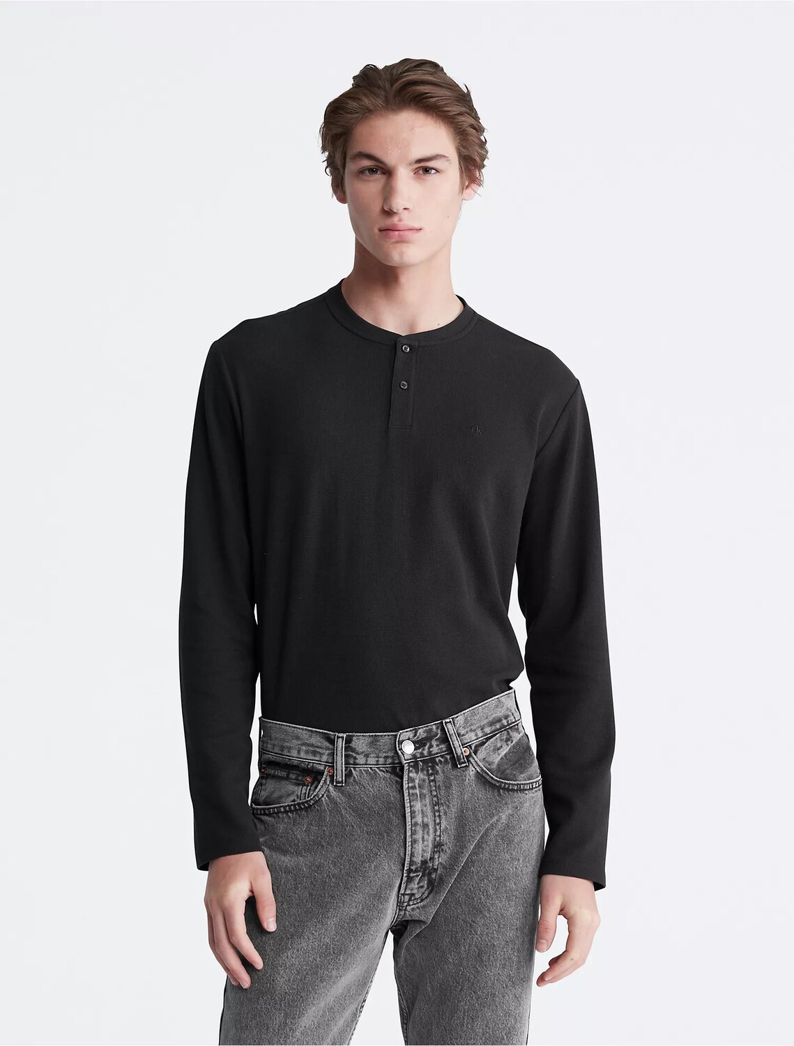 

Футболка Calvin Klein Waffle Henley Crewneck, черный