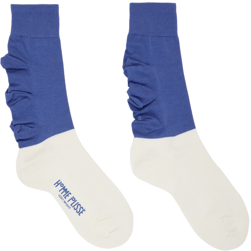 

Носки Off-White и Blue Flower Homme Plissé Issey Miyake