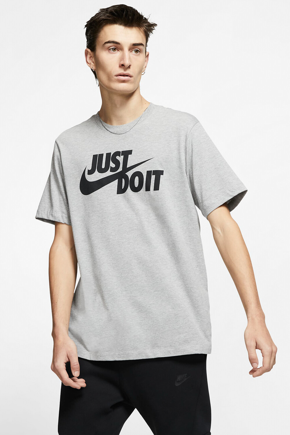 

Спортивная футболка – Серая – Классический крой Nike, серый