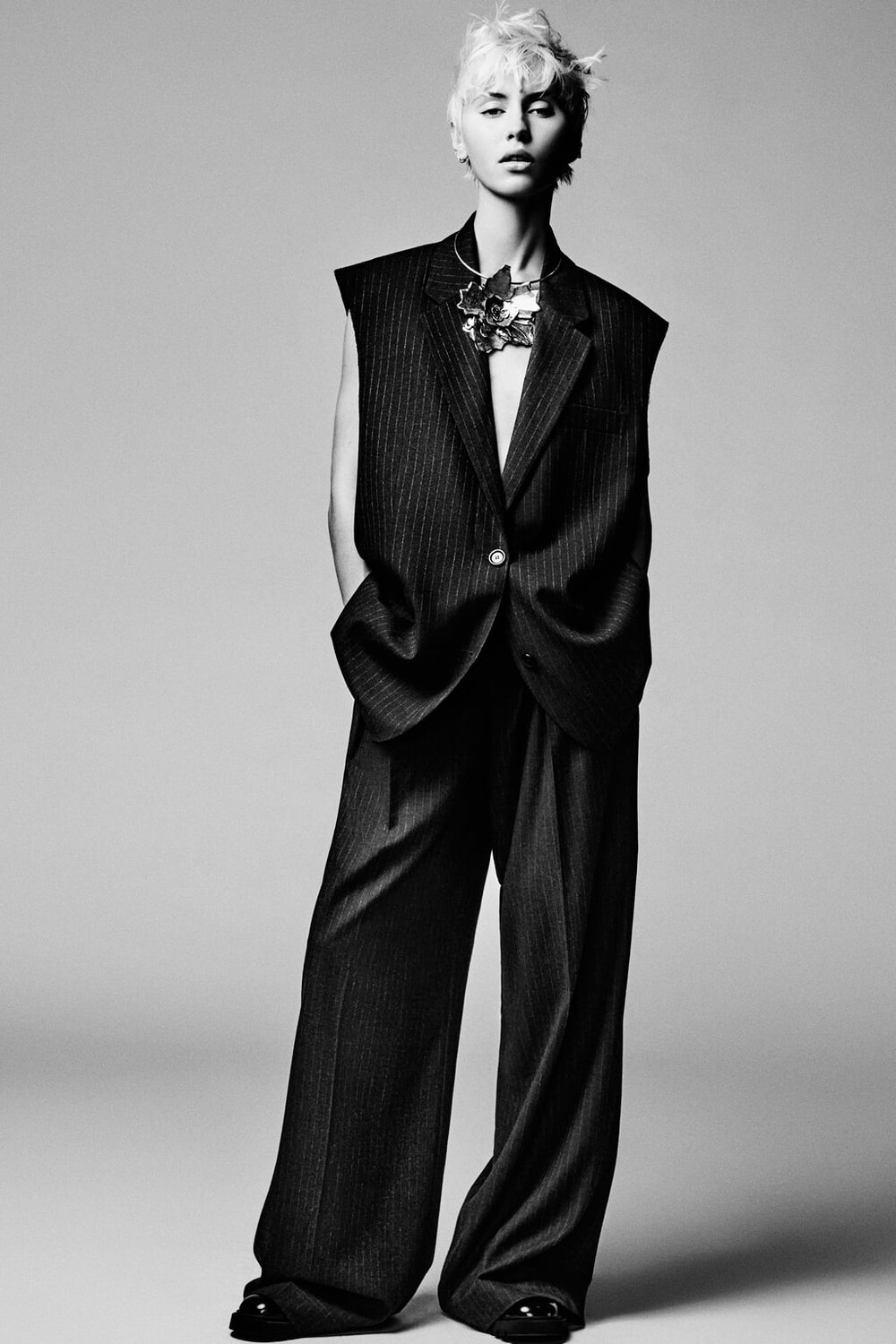 

Жилет оверсайз в тонкую полоску Zw Collection ZARA, серый