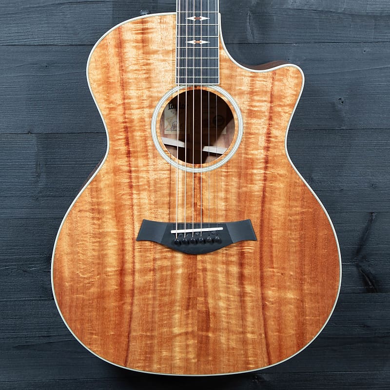 Акустическая гитара Taylor Custom GA Hand-Selected Hawaiian Koa Special