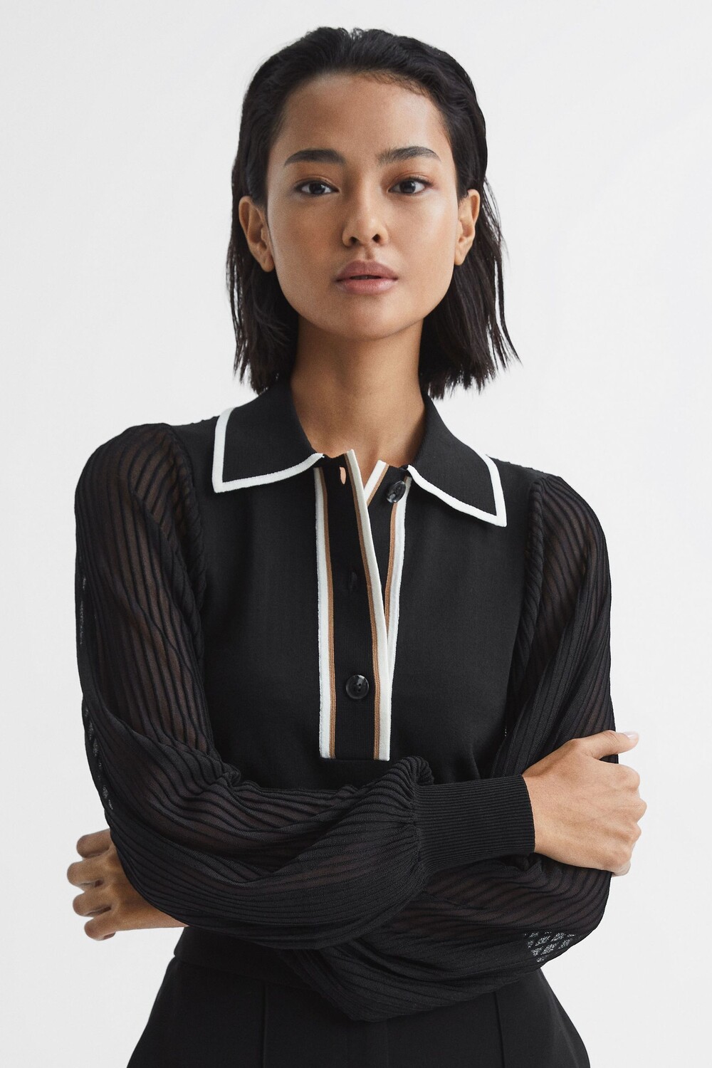 

Топ Fran с разрезными рукавами Reiss, черный