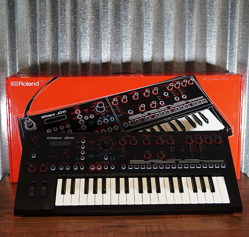 

Клавиатура Roland JD-Xi 37 Key Sequencer Synthesizer