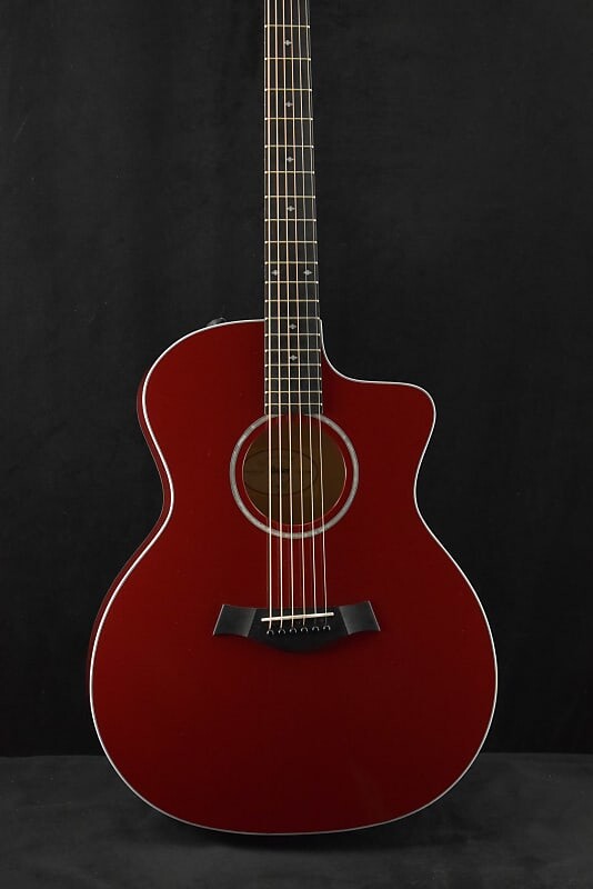

Тейлор 214ce-RED DLX Taylor