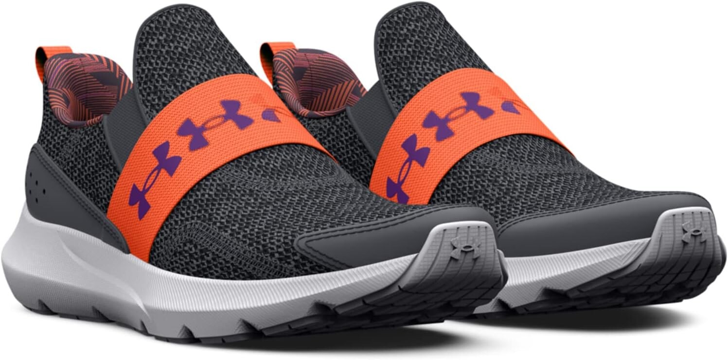 

Кроссовки Surge 3 Slip-On Print Under Armour, цвет Pitch Gray/Orange Blast/Galaxy Purple