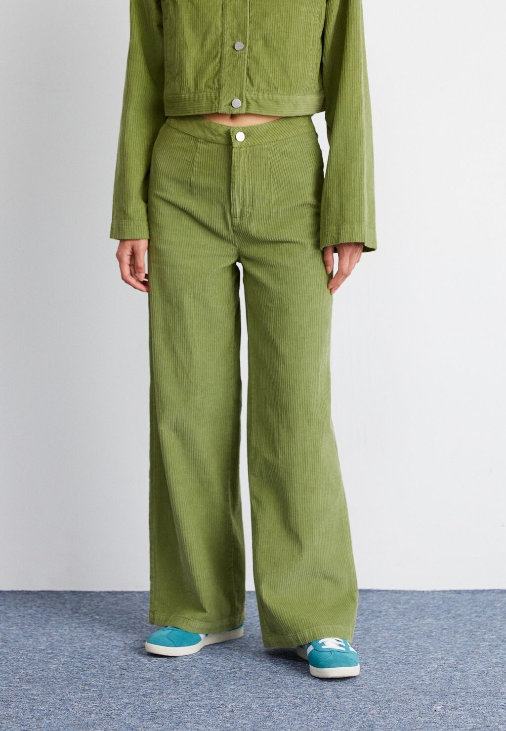 

Брюки Roxy KIM PANT, цвет iguana