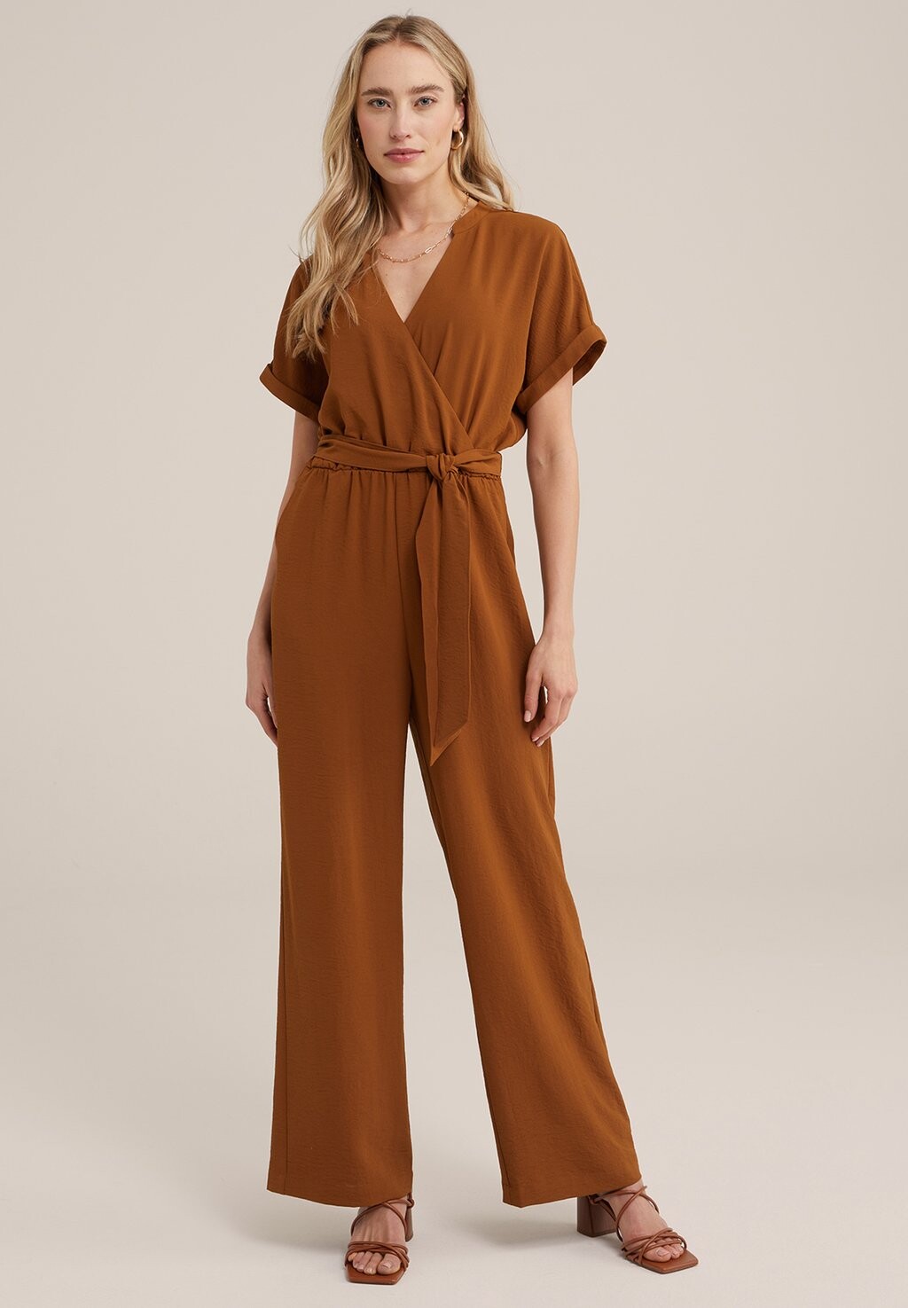 

Комбинезон WE Fashion, цвет brown