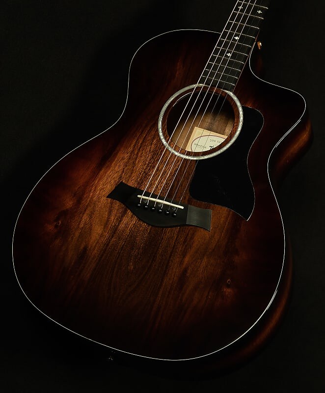 

Гитары Тейлора 224ce-K DLX Taylor