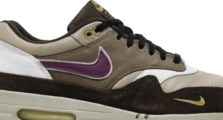 Nike air max on sale 1 x atmos viotech