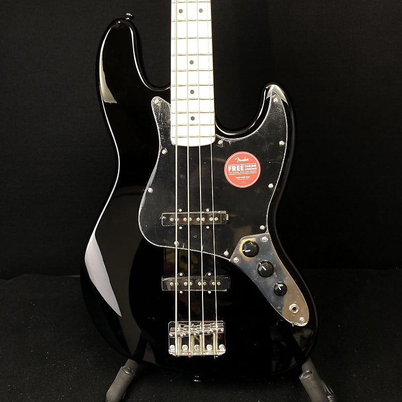 Squier Affinity Series Jazz Bass Черный Affinity Series Jazz Bass Black