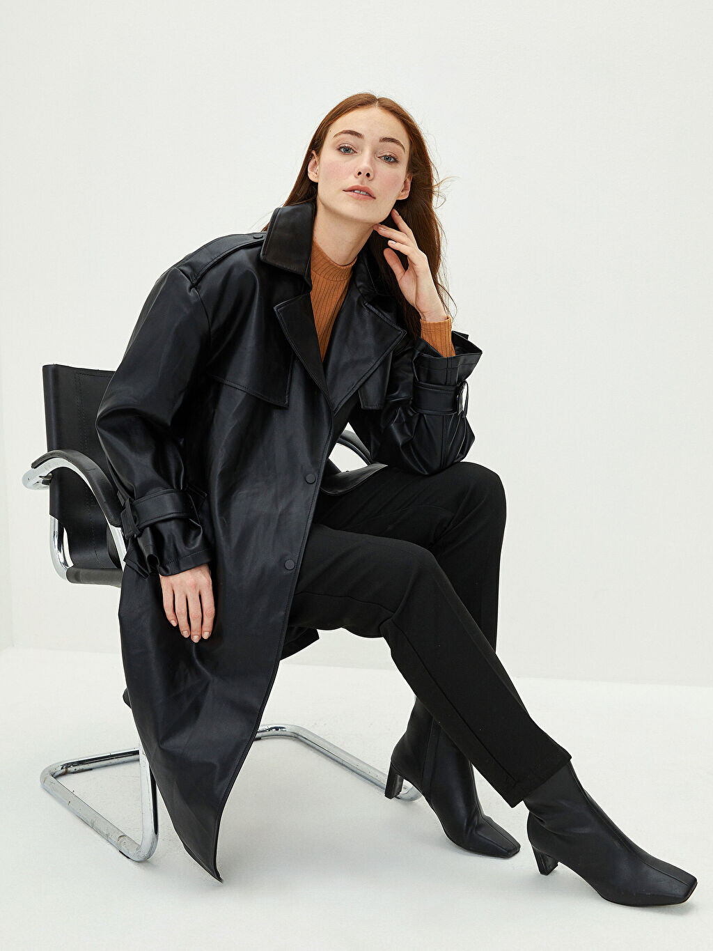 

Женское кожаное пальто с прямым воротником и длинным рукавом LCW Modest