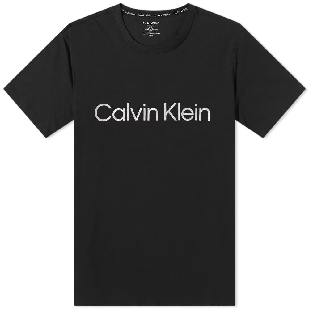 

Футболка Calvin Klein Chest Logo Tee