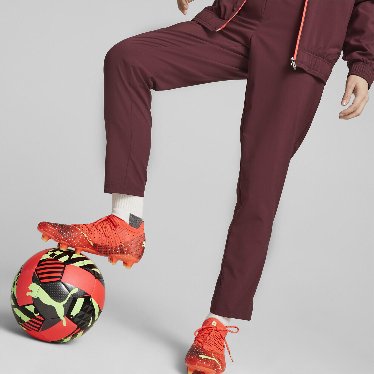 

Neymar Jr Diamond Woven Football Pants Женское PUMA, фиолетовый