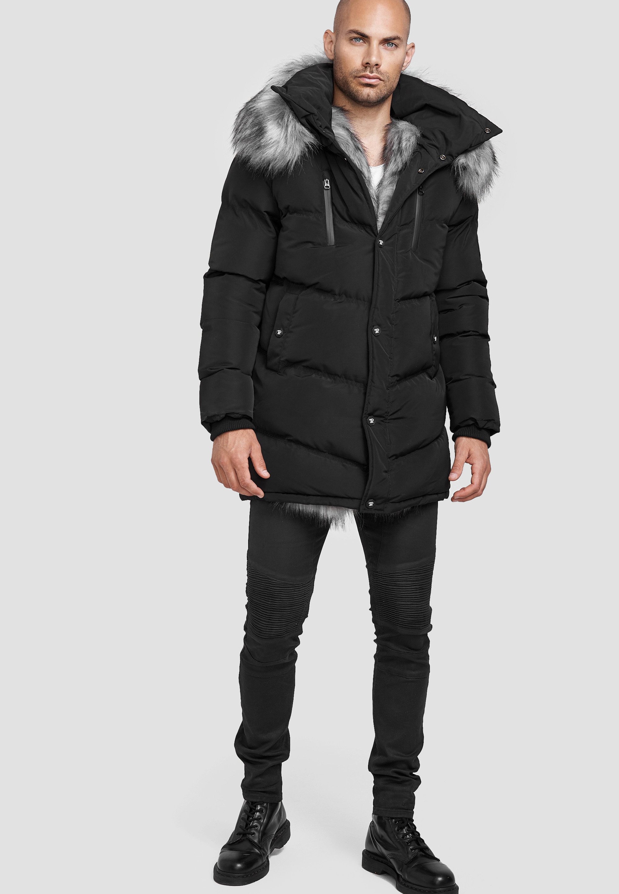 цена Пальто зимнее Trueprodigy с меховым капюшоном, черный