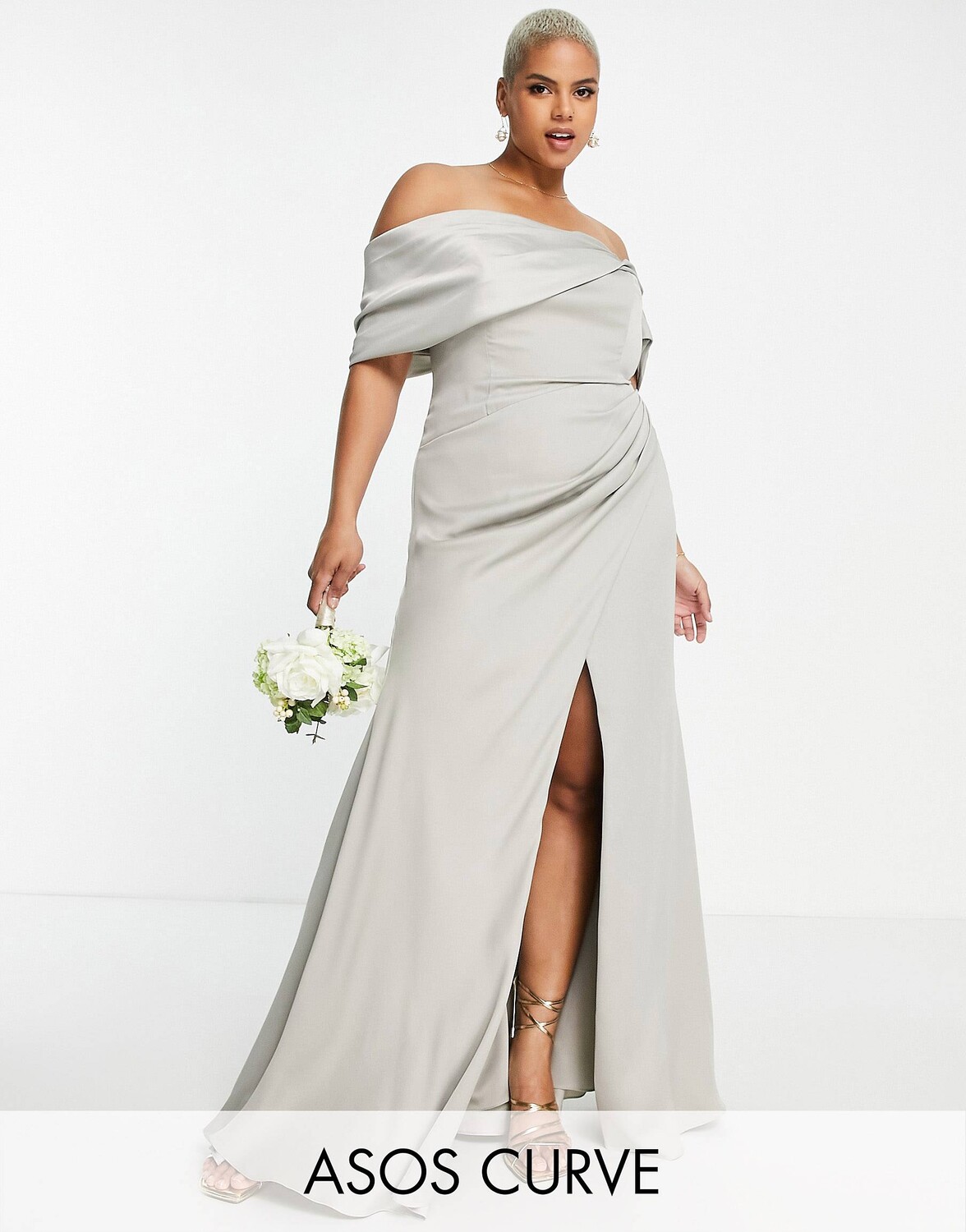 

Атласное платье макси с драпировкой ASOS EDITION Curve