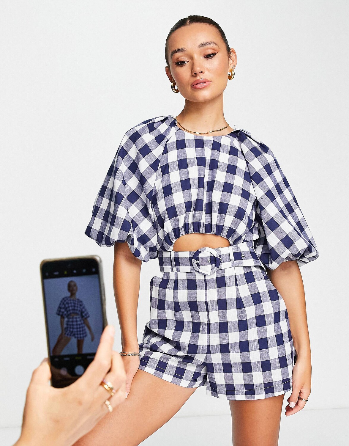 

Комбинезон с пышными рукавами и вырезами в мелкую клетку ASOS DESIGN