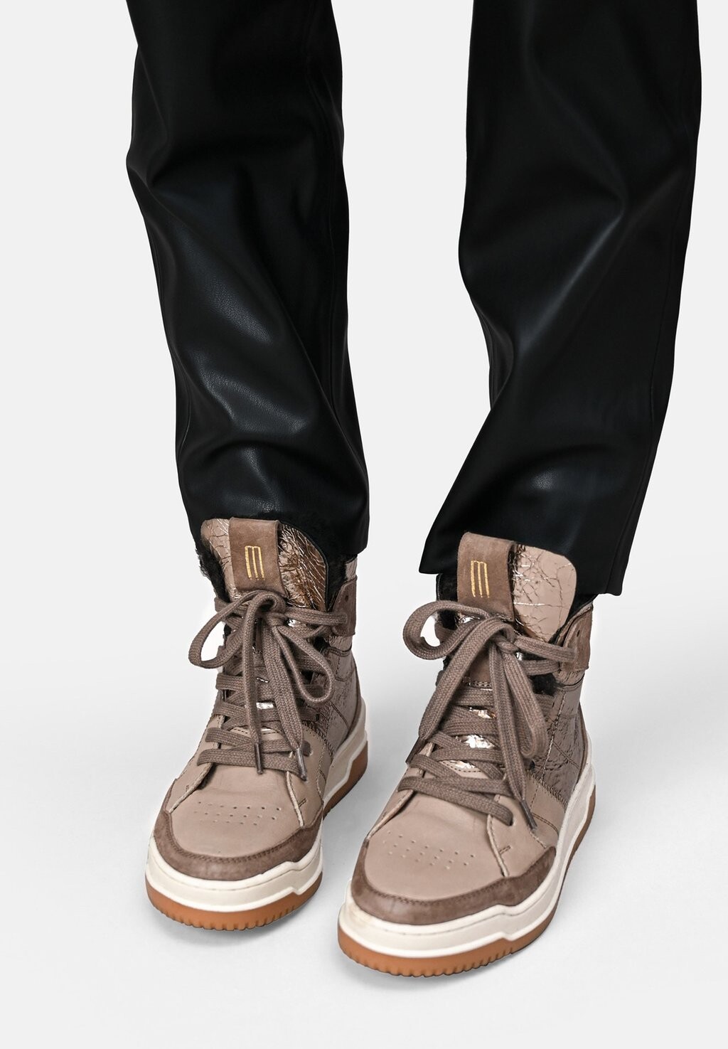 

Высокие кроссовки Naila Crickit, цвет taupe