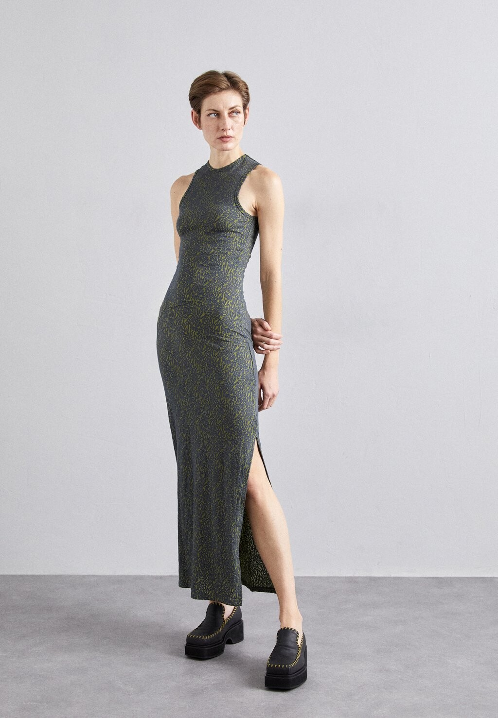 

Длинное платье Shrunk Dress ECKHAUS LATTA, цвет cash